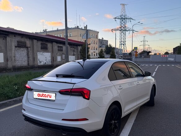 2021 Skoda Rapid II, белый, 1475000 рублей - вид 4