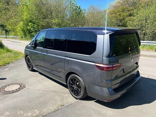 2023 Volkswagen Multivan Long T7, серый, 5580000 рублей, вид 2