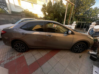 2013 Toyota Corolla XI (E160, E170, E180), золотистый, 1200000 рублей, вид 3