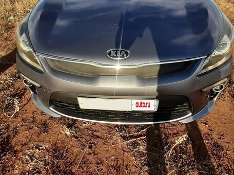 2017 Kia Rio IV, серый, 1350000 рублей, вид 3