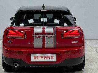 2022 Mini Clubman Cooper II Рестайлинг, красный, 1900000 рублей, вид 4