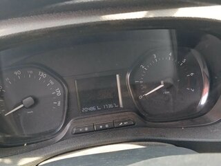 2019 Peugeot Expert, белый, 2000000 рублей, вид 3