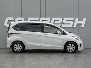 2015 Honda Freed I Рестайлинг 2, белый, 1270000 рублей, вид 5