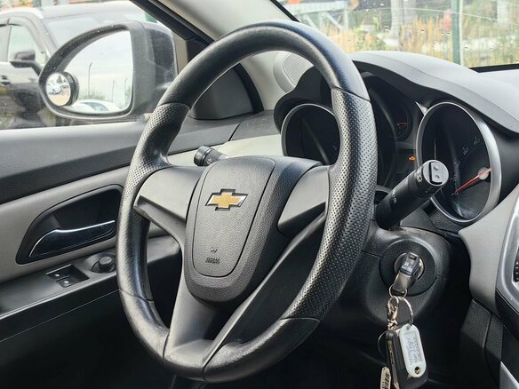 2013 Chevrolet Cruze I Рестайлинг, чёрный, 329000 рублей - вид 11