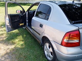 2000 Opel Astra G, серебристый, 180000 рублей, вид 3