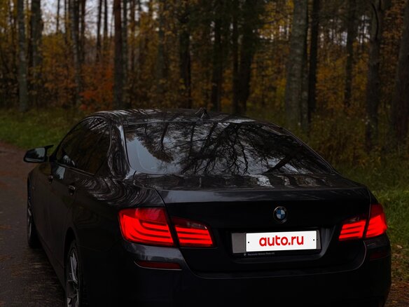 2011 BMW 5 серии 520d VI (F10/F11/F07), серый, 1820000 рублей - вид 6