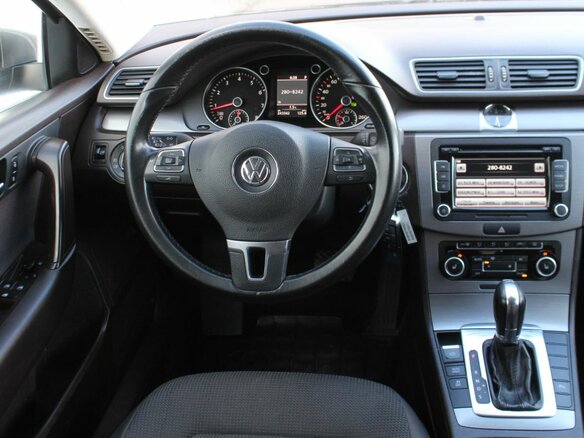 2011 Volkswagen Passat B7, коричневый, 790000 рублей - вид 15