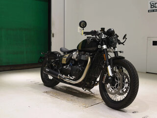 2025 Triumph Bonneville Bobber, чёрный, 2390000 рублей, вид 1