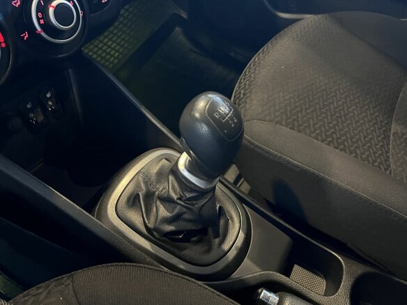 2013 Kia Rio III, голубой - вид 28