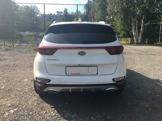 2018 Kia Sportage IV Рестайлинг, белый, 2450000 рублей, вид 3