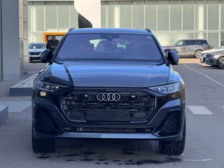 2026 Audi Q8 50 TDI I (4M) Рестайлинг, серый, 15300000 рублей, вид 4