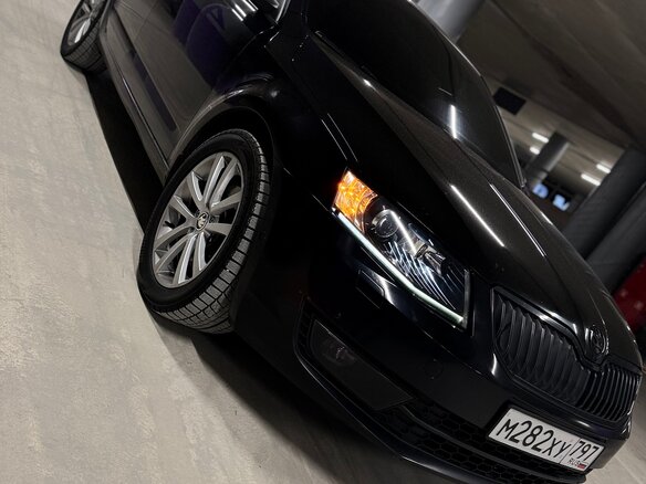 2014 Skoda Octavia III (A7), чёрный, 1470000 рублей - вид 1