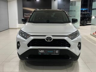 2020 Toyota RAV4 V (XA50), белый, 3147000 рублей, вид 2