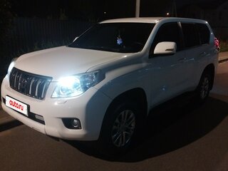 2013 Toyota Land Cruiser Prado 150 Series, белый, 3000000 рублей, вид 4