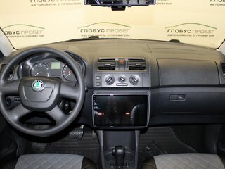 2011 Skoda Fabia II Рестайлинг, серебристый, 530000 рублей, вид 4