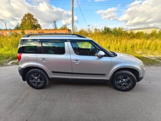 2011 Skoda Yeti I, серый, 850000 рублей, вид 4