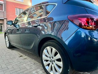 2010 Opel Astra J, синий, 750000 рублей, вид 2