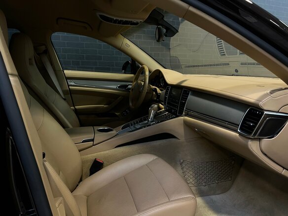 2011 Porsche Panamera 4 I, красный, 2350000 рублей - вид 14
