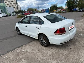 2017 Volkswagen Polo V Рестайлинг, белый, 400000 рублей, вид 5