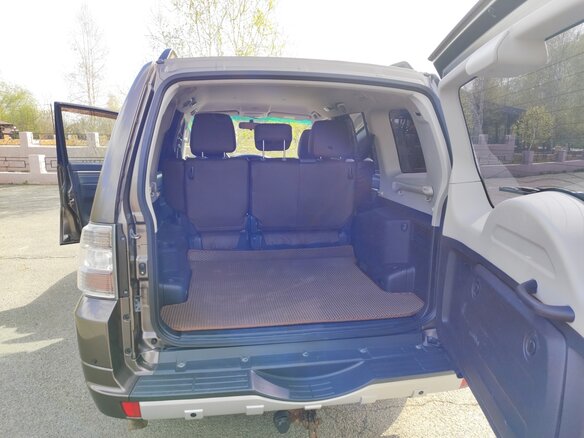 2012 Mitsubishi Pajero IV Рестайлинг 1, коричневый, 2190000 рублей - вид 15