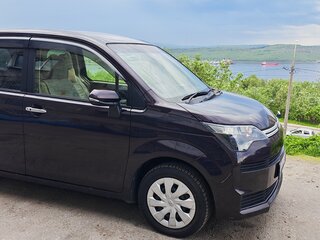 2015 Toyota Spade, пурпурный, 799000 рублей, вид 4