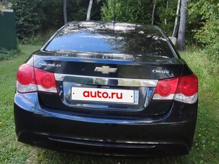2013 Chevrolet Cruze I Рестайлинг, чёрный, 650000 рублей, вид 3