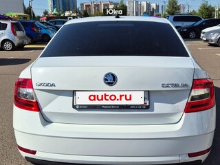 2020 Skoda Octavia III (A7) Рестайлинг, белый, 1150000 рублей, вид 5