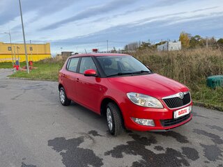 2013 Skoda Fabia II Рестайлинг, красный, 770000 рублей, вид 2