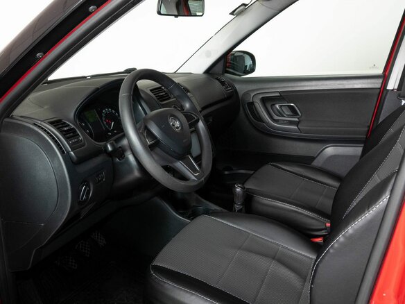 2013 Skoda Fabia II Рестайлинг, красный - вид 4