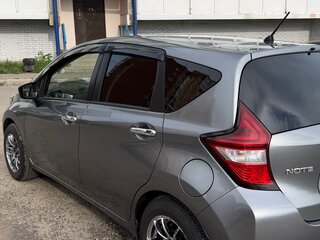 2017 Nissan Note II Рестайлинг, серый, 760000 рублей, вид 4