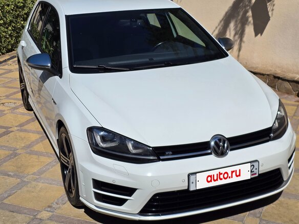 2014 Volkswagen Golf R VII, белый, 2998000 рублей - вид 4