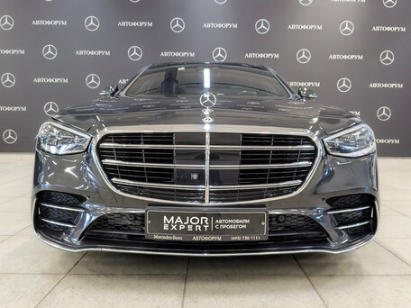 2022 Mercedes-Benz S-Класс 580 e Long VII (W223), серый, 7450000 рублей, вид 2