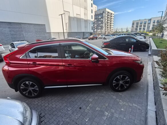 2018 Mitsubishi Eclipse Cross I, красный, 1900000 рублей - вид 5