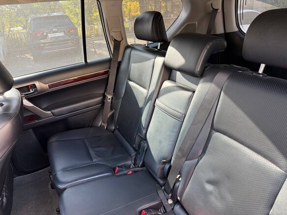 2014 Lexus GX 460 II Рестайлинг, серебристый - вид 23