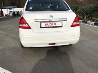 2012 Nissan Tiida I Рестайлинг, белый, 850000 рублей, вид 2