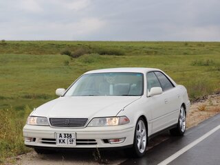 1996 Toyota Mark II VIII (X100), белый, 815000 рублей, вид 4
