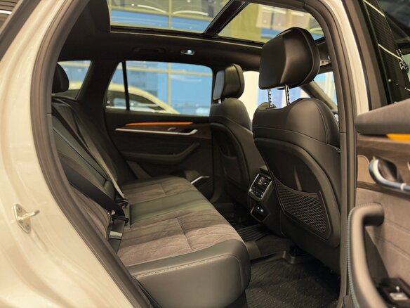 2026 Geely Monjaro I, белый - вид 18
