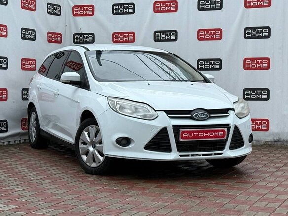 2013 Ford Focus III, белый, 479990 рублей - вид 2