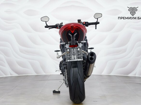 2024 Triumph Speed Triple, красный, 1647000 рублей - вид 6