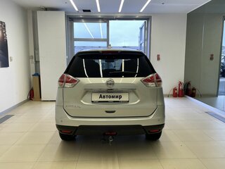 2018 Nissan X-Trail III Рестайлинг, серебристый, 1900000 рублей, вид 5