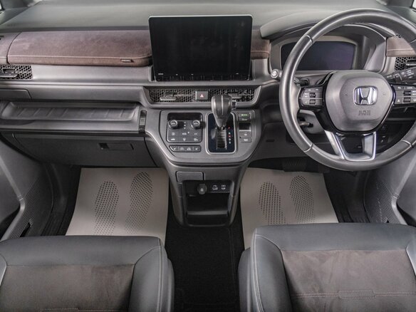 2022 Honda Stepwgn VI, чёрный, 3249000 рублей - вид 9