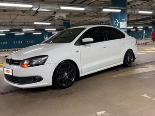 2013 Volkswagen Polo V, белый, 900000 рублей, вид 1