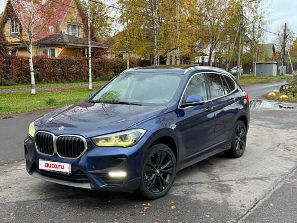2020 BMW X1 20i xDrive II (F48) Рестайлинг, синий, 3200000 рублей