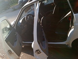 2011 Lada (ВАЗ) Priora I, белый, 200000 рублей, вид 5