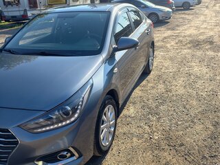 2018 Hyundai Solaris II, серый, 1400000 рублей, вид 1