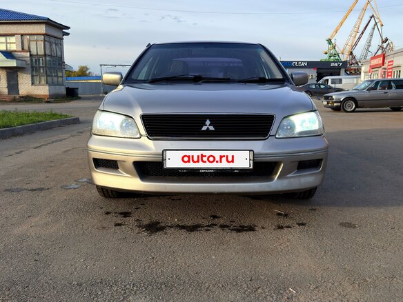 2001 Mitsubishi Lancer Cedia IX, серый, 420000 рублей - вид 2