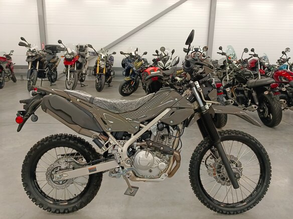 2025 Kawasaki KLX 230, зелёный, 610000 рублей - вид 1