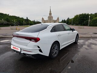 2021 Kia K5 III, белый, 1690000 рублей, вид 4