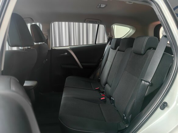 2016 Toyota RAV4 IV (XA40) Рестайлинг, белый, 1999000 рублей - вид 9