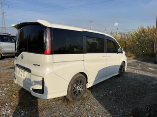 2021 Honda Stepwgn Spada V Рестайлинг, белый, 2450000 рублей, вид 4